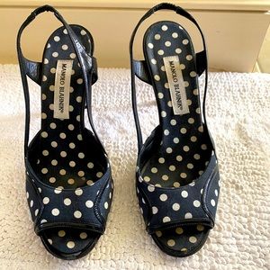 Manolo blahnik slingback sandals